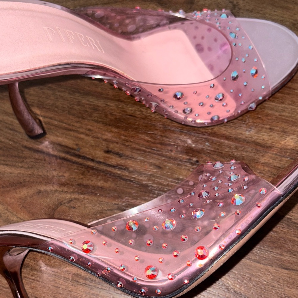 PIFERI CRYSTAL MULES ✨
Made in Italy • Rare • $1200 Retail - Picture 8 of 11